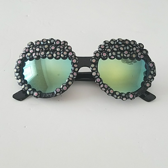 GASOLINE GLAMOUR VANITY MUSE SUNGLASSES ?? ALL EYEWEAR – GASOLINE GLAMOUR main image 3